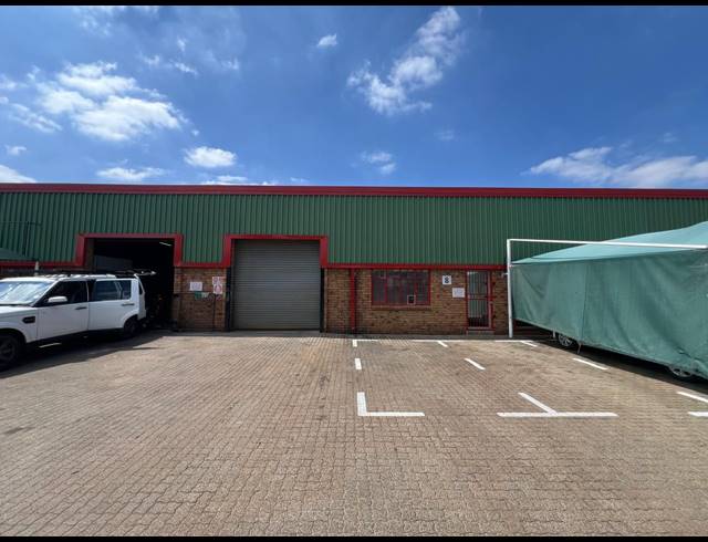 160M² WAREHOUSE TO LET IN HENNOPSPARK